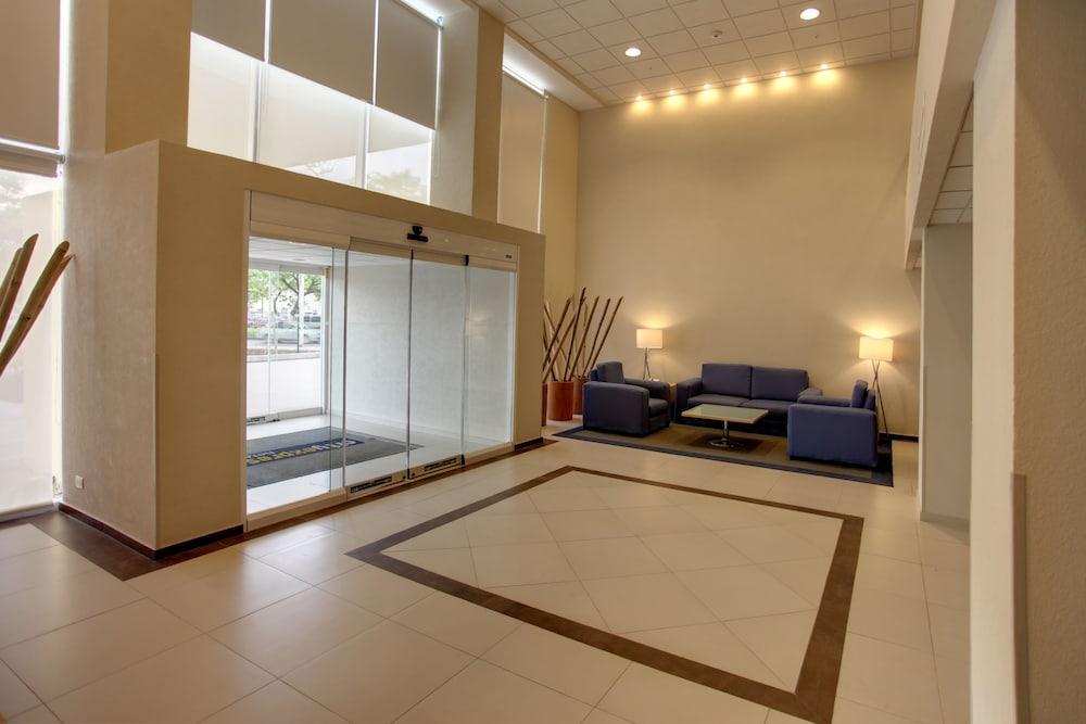 City Express By Marriott Puebla Finsa Экстерьер фото